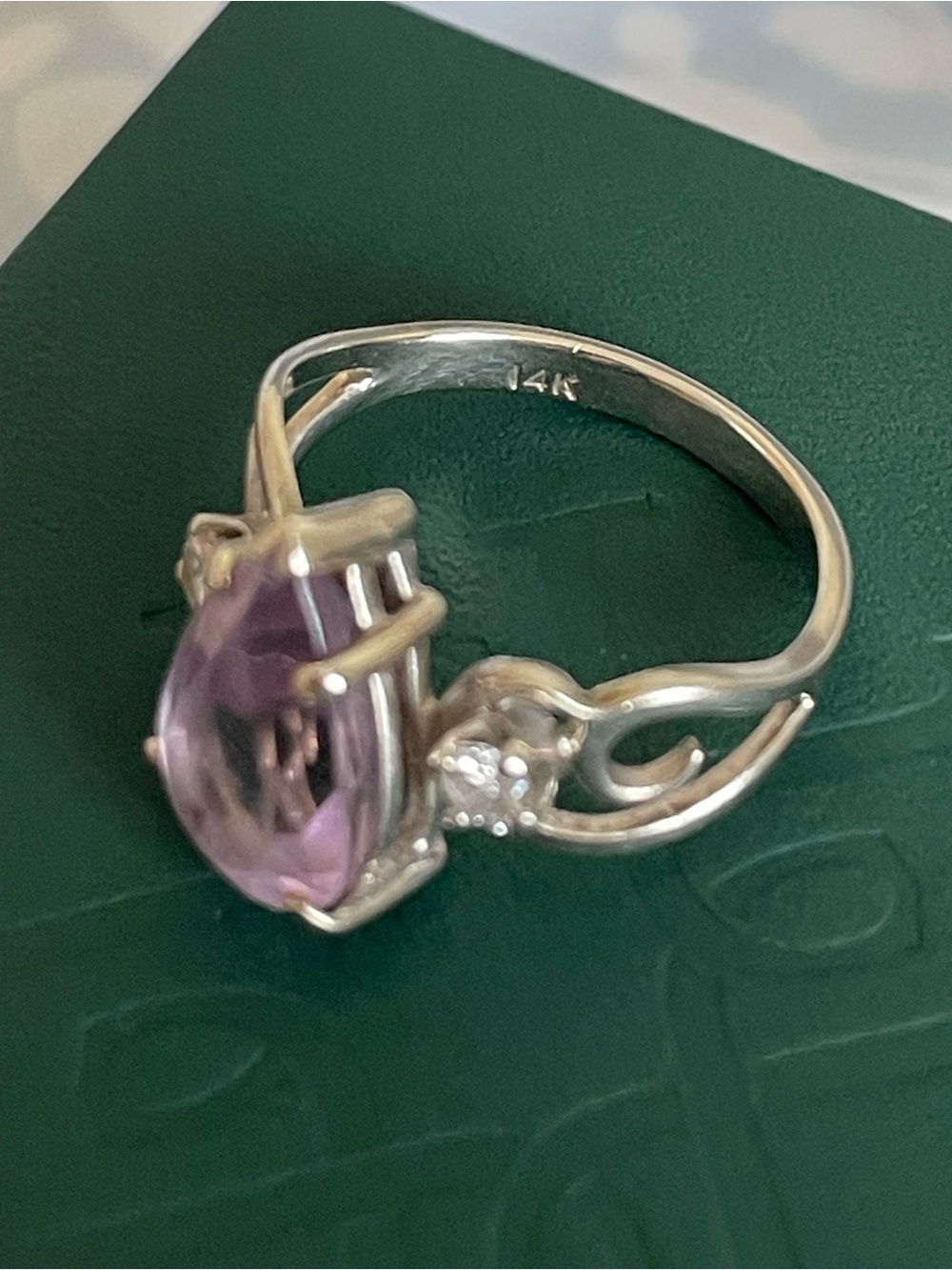 Solid 14k Vintage Ring - Picture 9 of 12